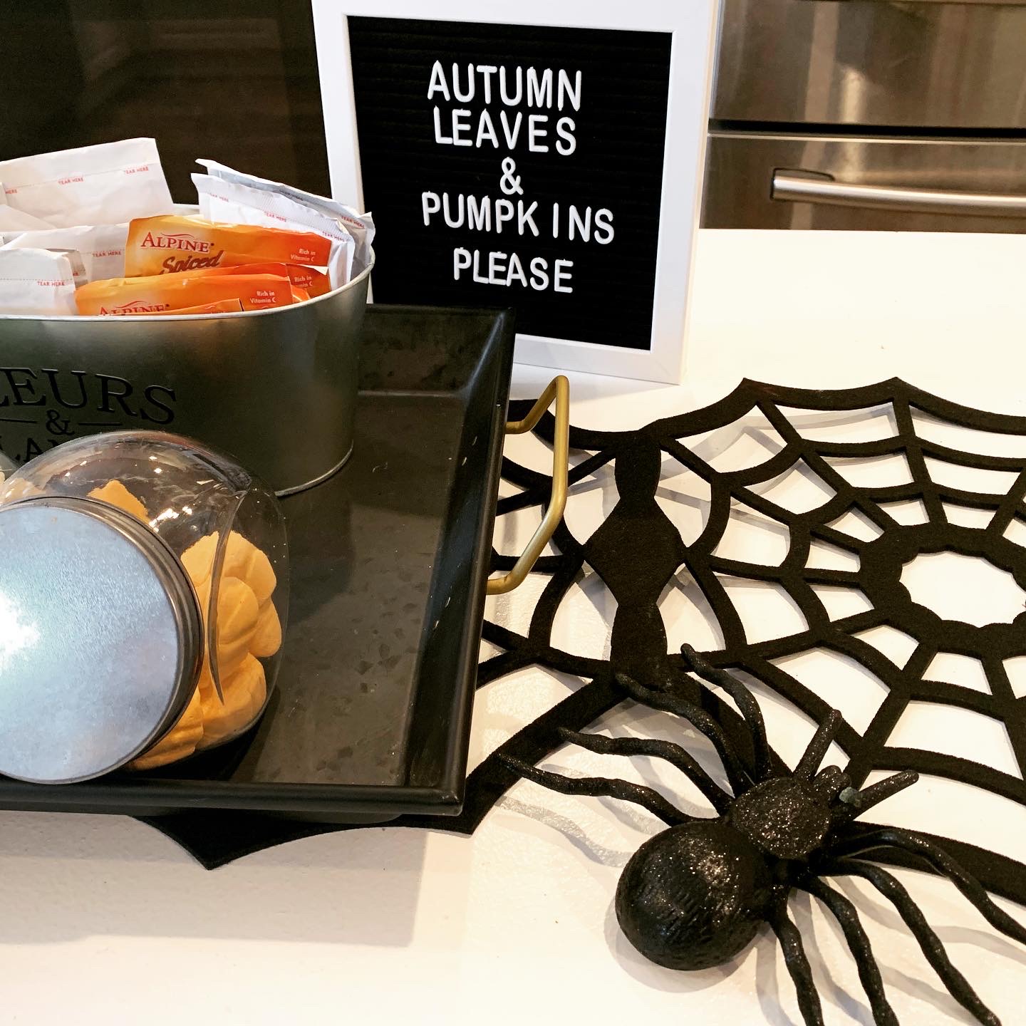 Spooky Hot Cocoa Bar Spooky Hot Cocoa Bar